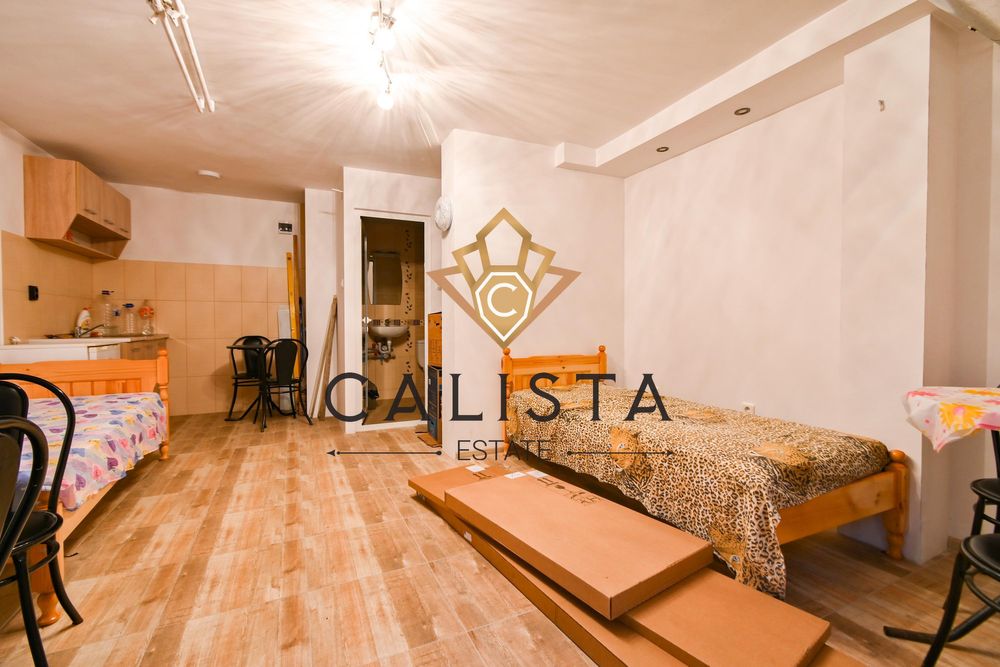 Дава се под наем Едностаен апартамент в София, Център - 34 кв.м за 381.99 € - Снимка #1