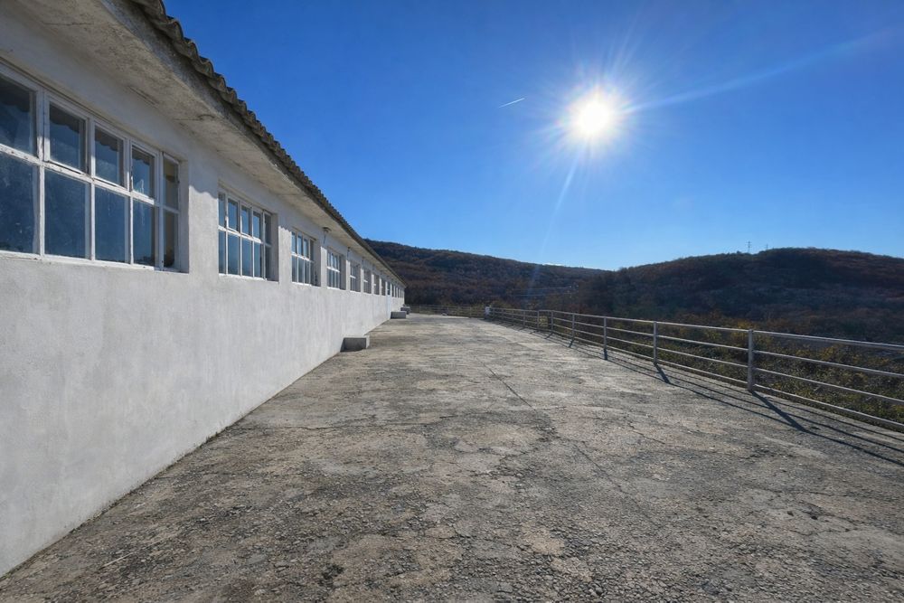 Продава се Къща в София, 7-ми 11-ти километър - 1099 кв.м за 53 €/кв.м - Снимка #4