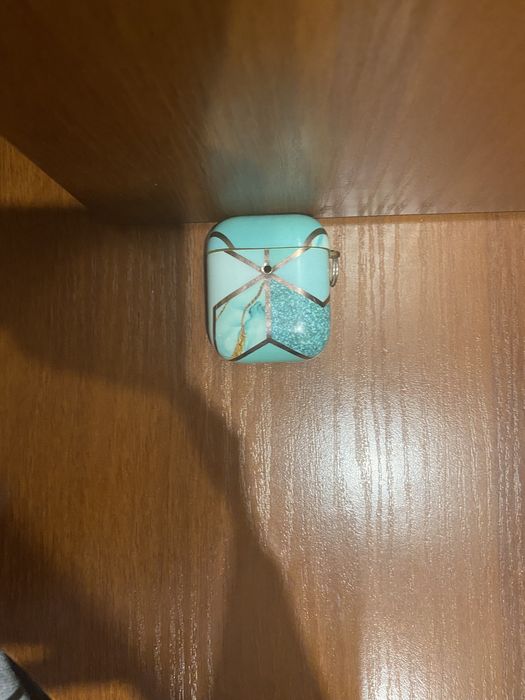 Чехлы на air pods