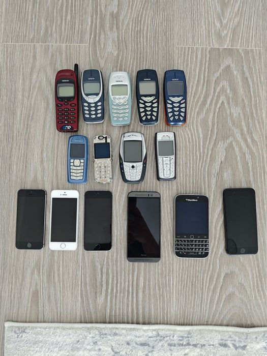 Lot telefoane de coletie