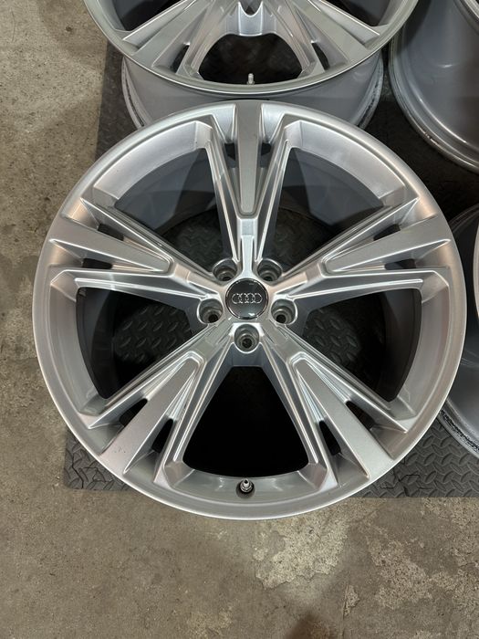 21 цола 5х112 - Audi Q7-SQ7-Q8-SQ8
