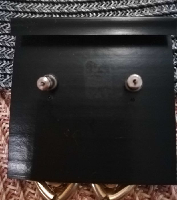 Обици от жълт метал с 3 циркония