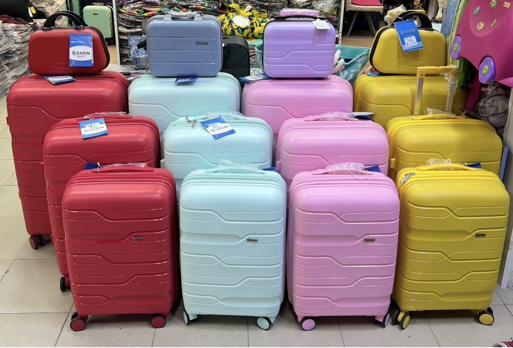 Комплект куфари 3 бр. | Лек и здрав твърд полипропилен, 4 колела 360°