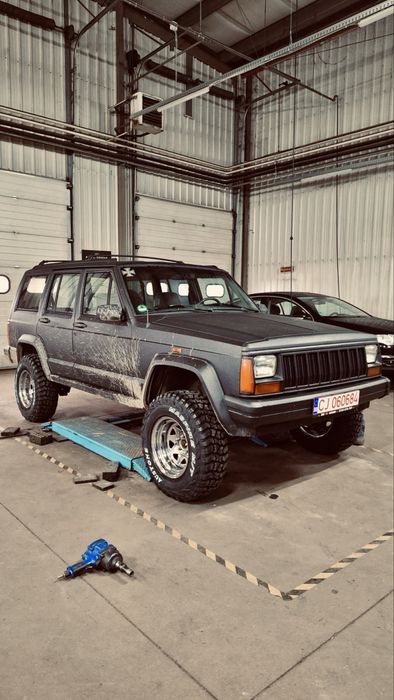 Schimb xj 4.0 manual cu navara d40