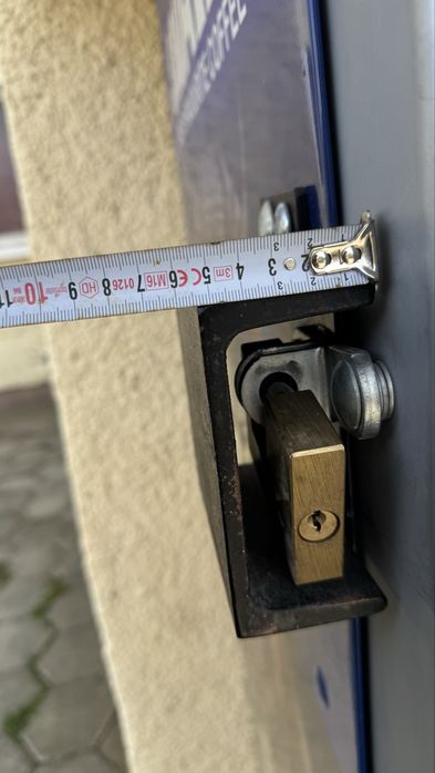 Защитна планка за катинар на кафемашина. (Вендинг автомат)