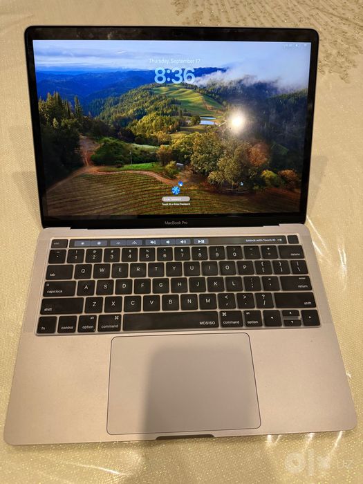 Macbook Pro 13.3  512Gb SSD 8GB 2020