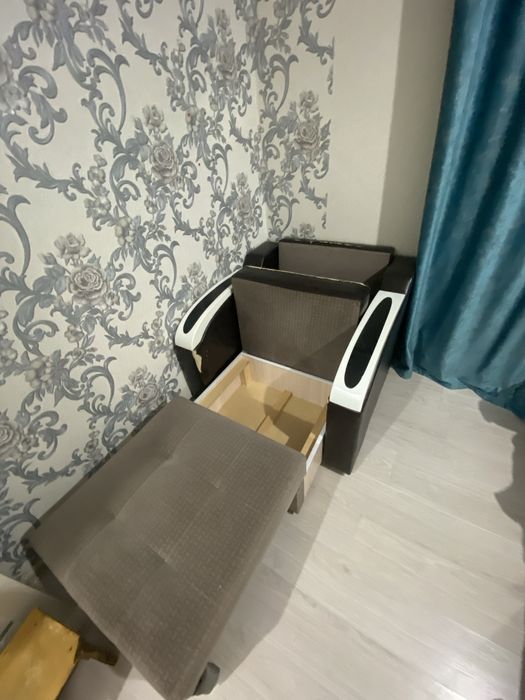 Продам раздвижное кресло