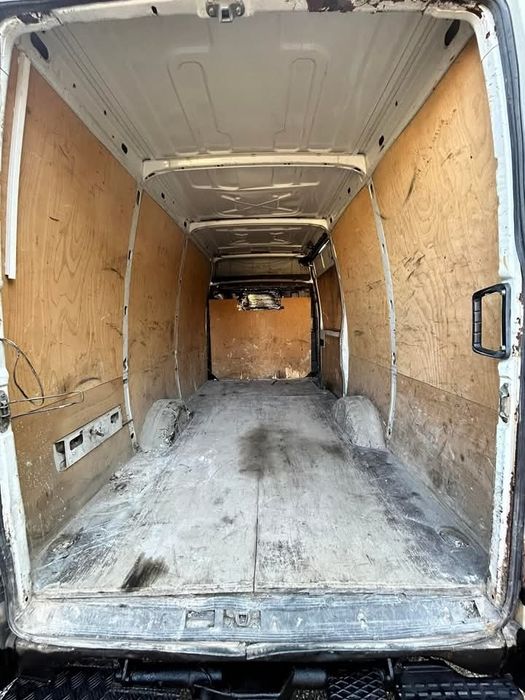 Кърти чисти извозва