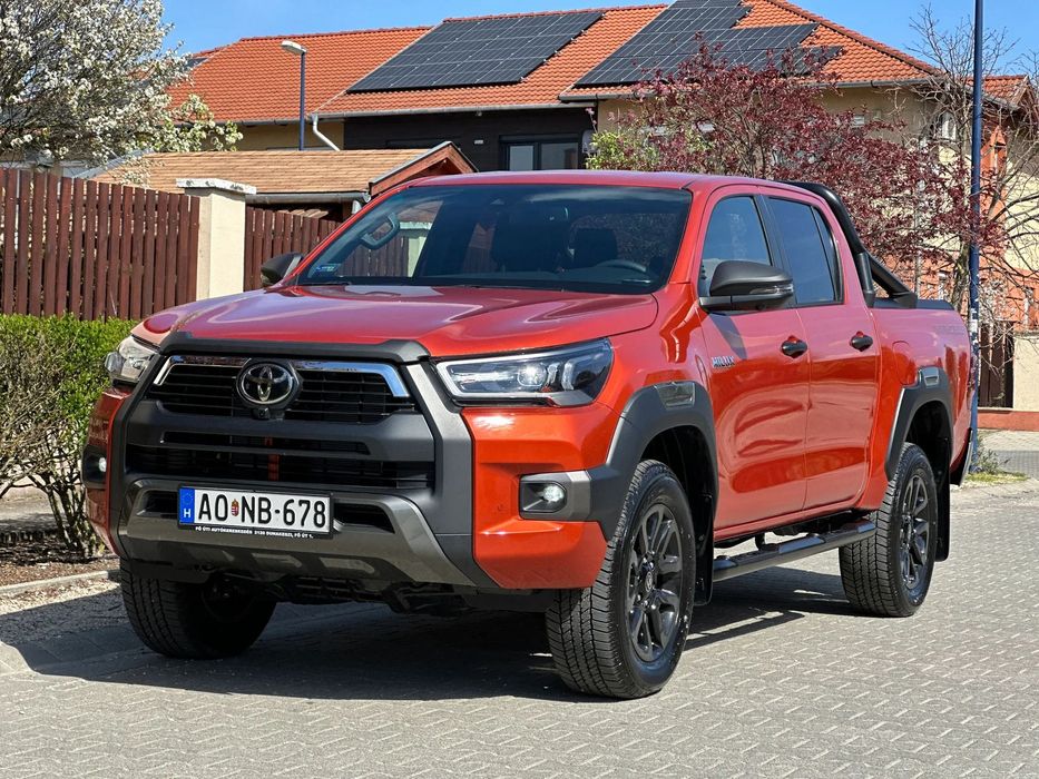 Toyota Hilux Toyota Hilux 2.8D-4D 4x4 Invincible MHEV 2026 Netto Export