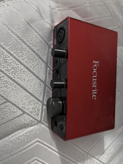 Interfata audio Focusrite Scarlett solo