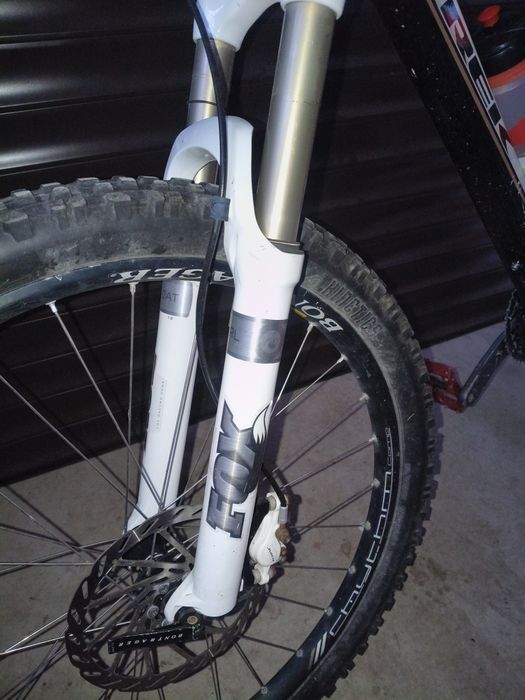 Bicicleta Trek gata de drum