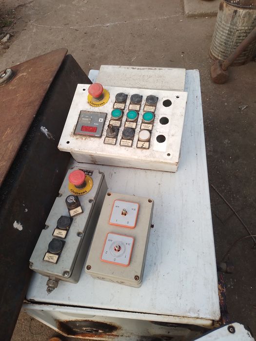 Baterii mari penu aragaz cu patru ochiuri stare buna