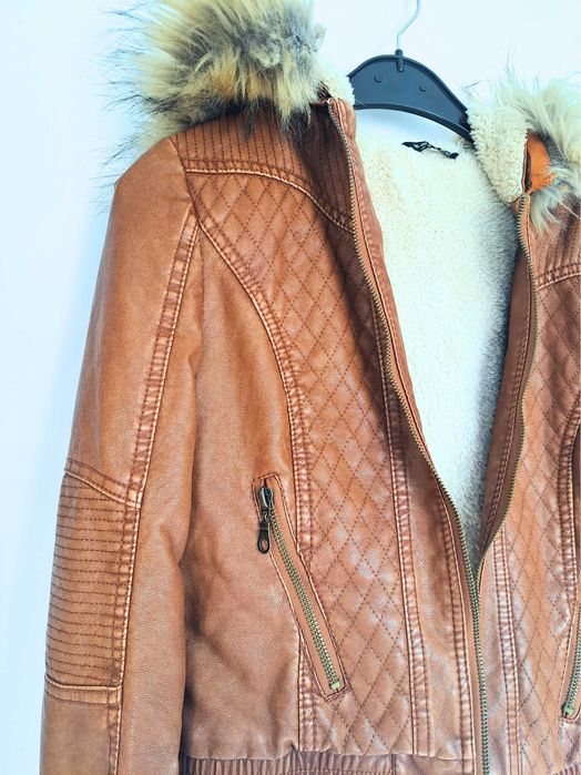 Кафяво кожено яке