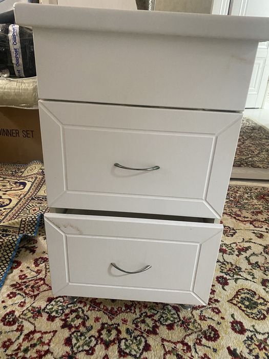 Роквина шкаф мен