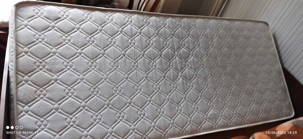 Единични матраци за детски легла