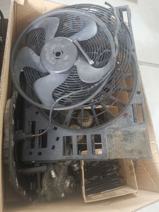 Части за двигател на BMW 745ii E65