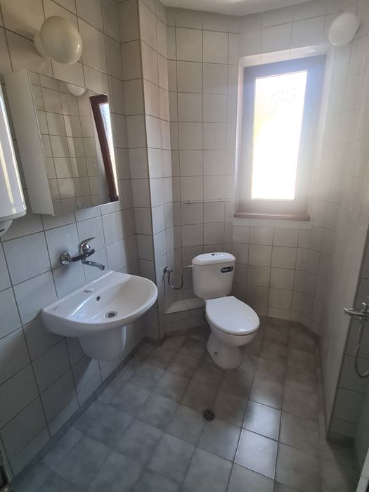 Дава се под наем Двустаен апартамент в Пловдив, Кючук Париж - 65 кв.м за 408 € - Снимка #8