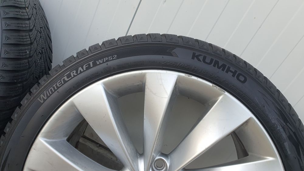 VW Interlagos джанти 18 с нови зимни гуми