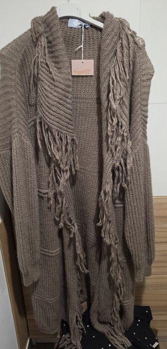 Cardigan lână cu ochiuri largi marime L- XL