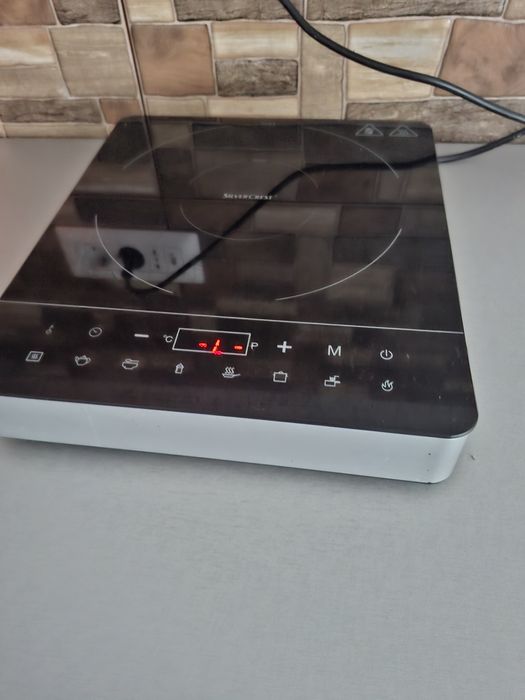 Plita electrica, SilverCrest, 2200W, 3 programe automate

Informatii: