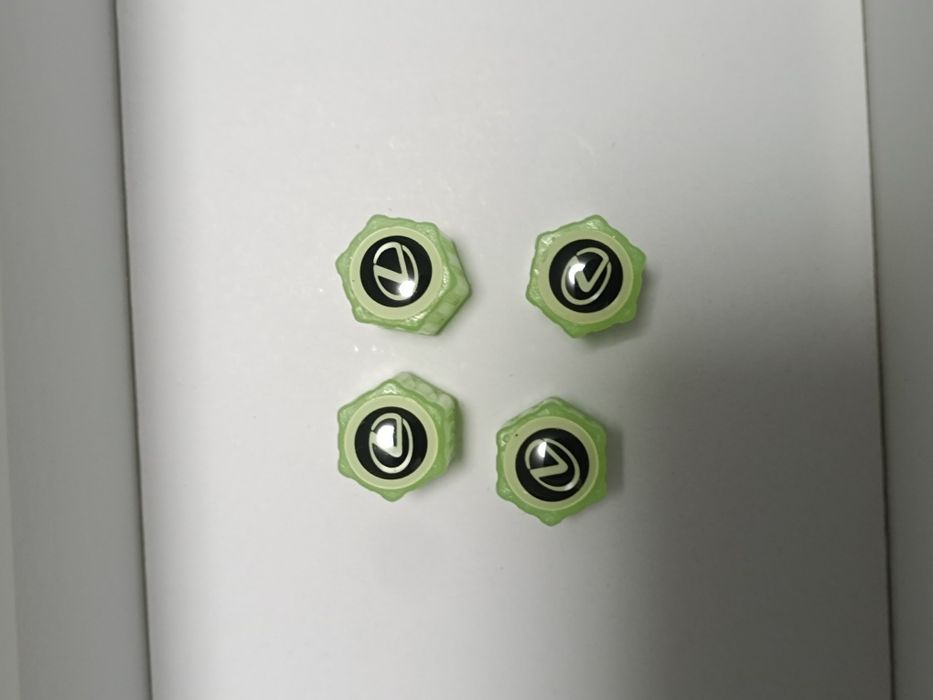 Колпачки на колеса