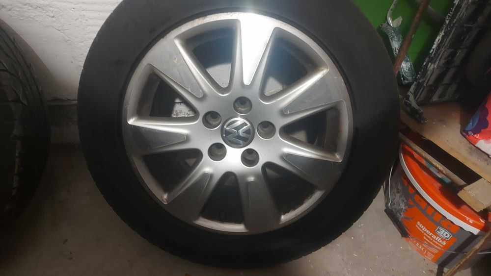 Vand jante aliaj 215/55 R16 originale Volkswagen plus cauciucuri vara Sebring