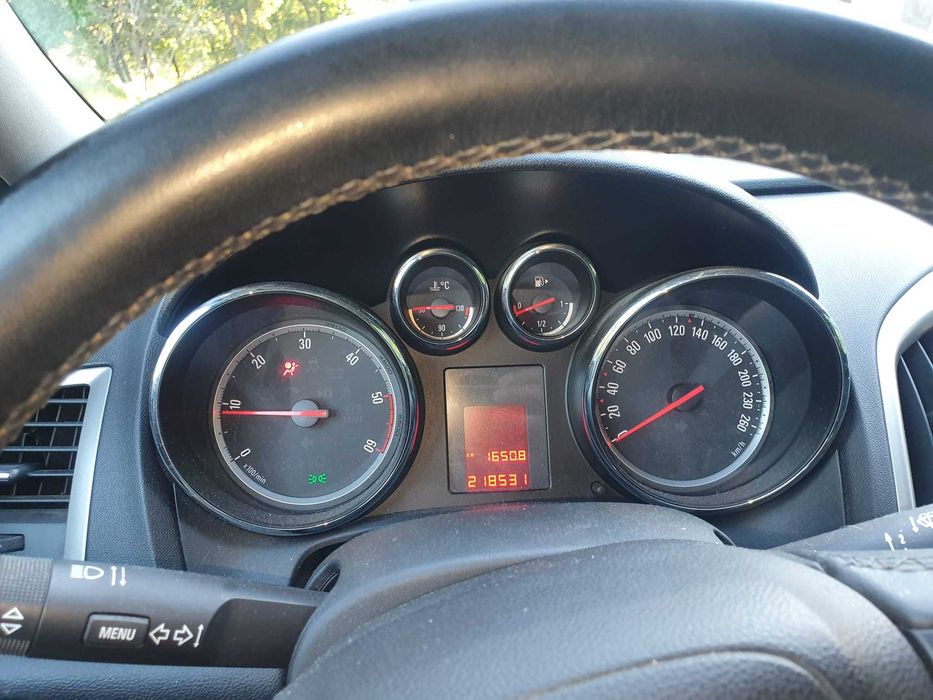 OPEL Astra 2011 — imagine 3