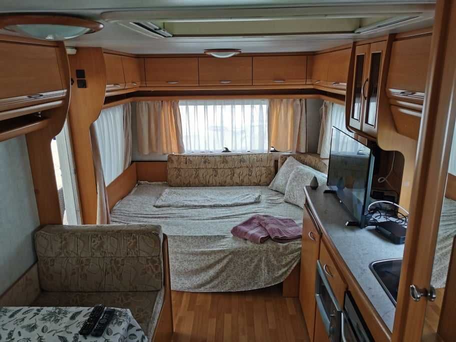 Продавам каравана къмпинг Китен