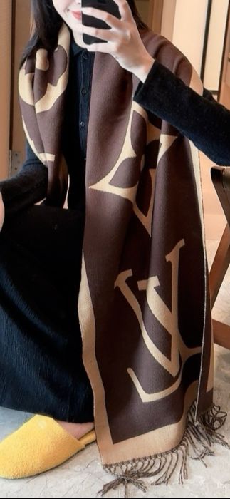 Fular Louis Vuitton, model 2026, 2 modele