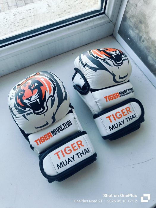 Перчатка для MMA