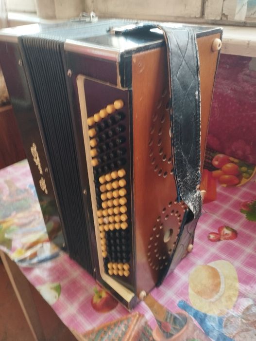 Продается баян в хорошем состоянии