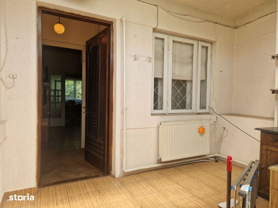 Cafrom Imobiliare - Semicentral "Pomul Verde"- Imobil de Vanzare
