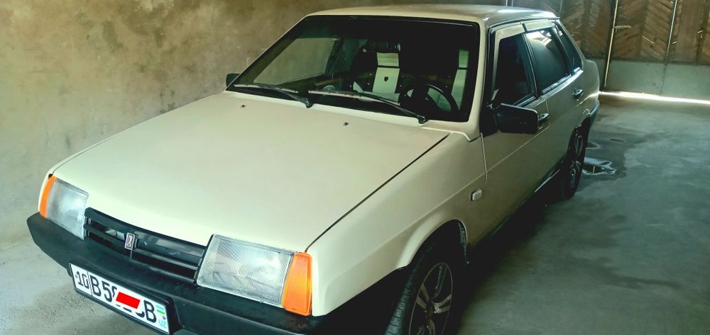 Vaz 21099 sotiladi