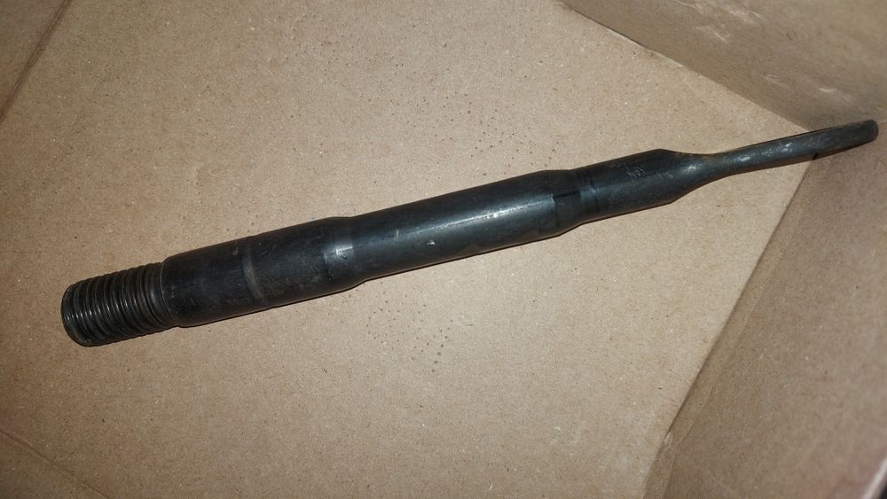 Съёмный буксировочный крюк