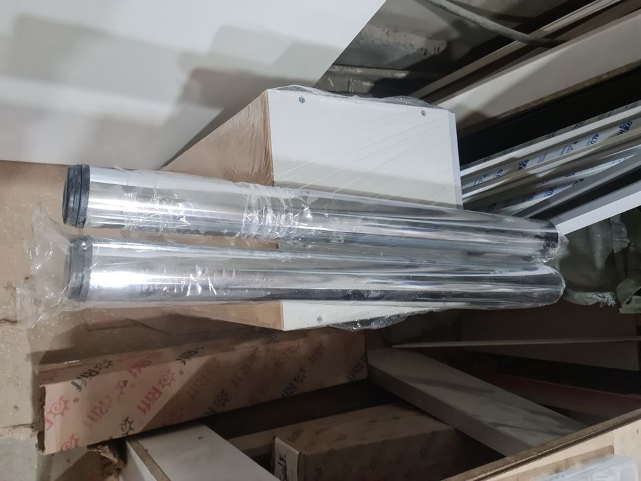 Стол кухонный с табуретками