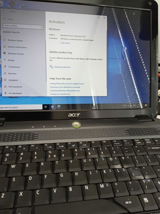 Продавам лаптоп Acer Aspire 4730Z