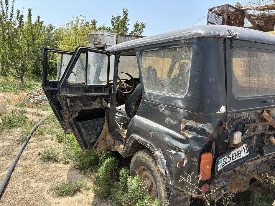 Уазик  екеуі 400