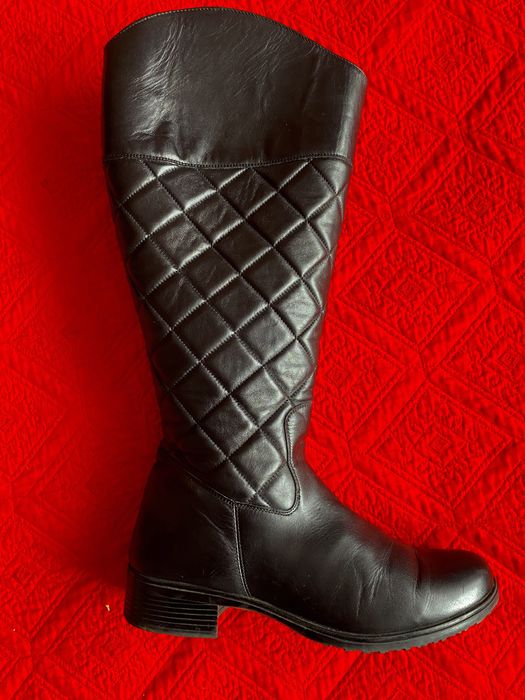 Cizme imblanite  de iarna