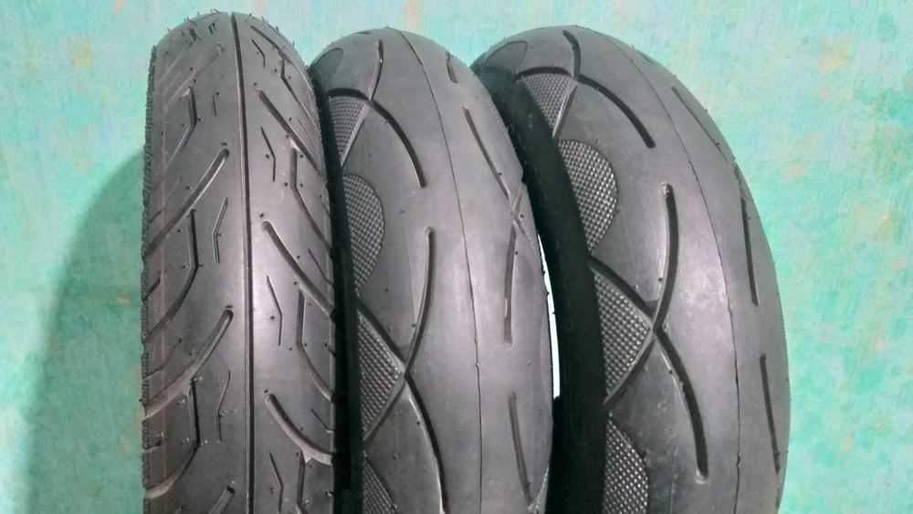 Продаётся пакрышки-шины для скутеров НОВЫЙ.