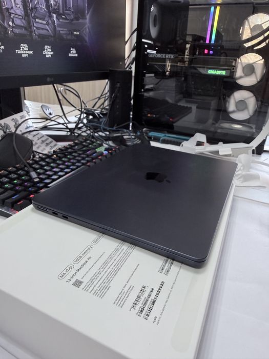 MacBook Air M4 2025