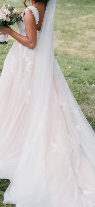Vând rochie de mireasă