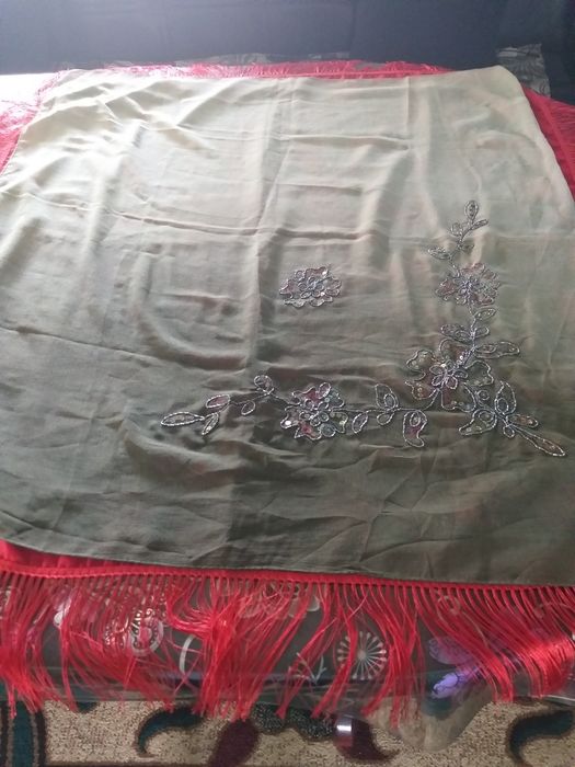 Платки разные новые