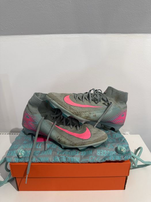 Ghete marimea 42.5 Nike Zoom Mercurial Superfly 10