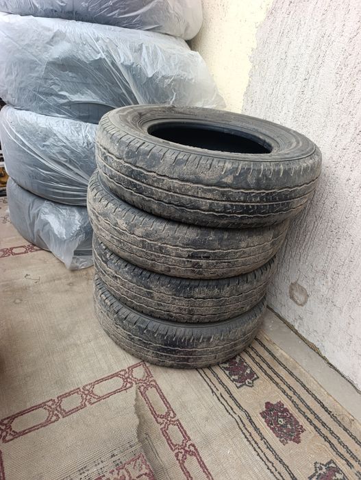 Продам комплект летних шин на дамас