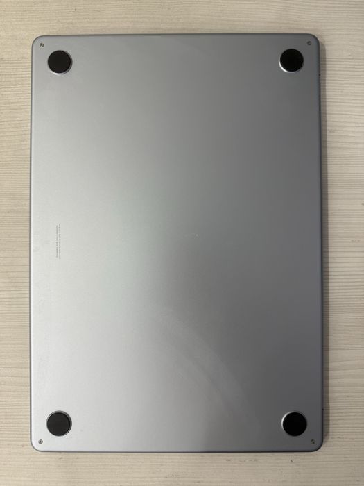 Macbook Air 15,3 M4 16/256