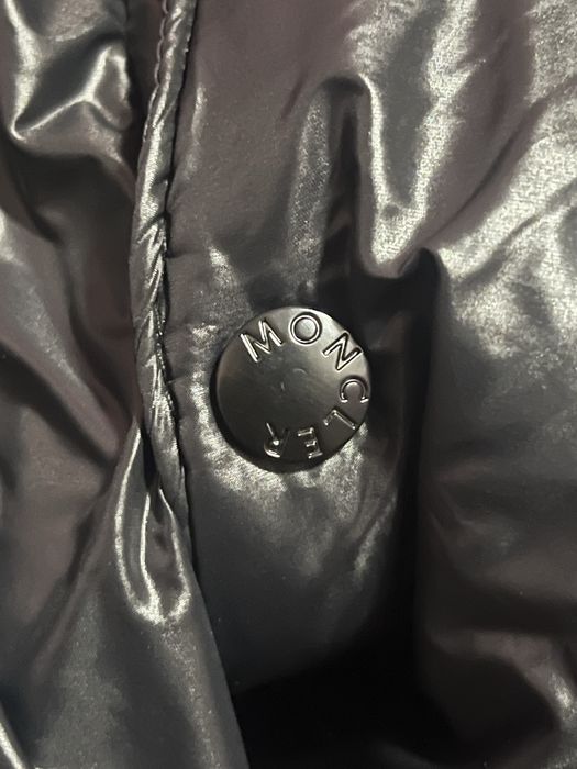куртка монклер новая