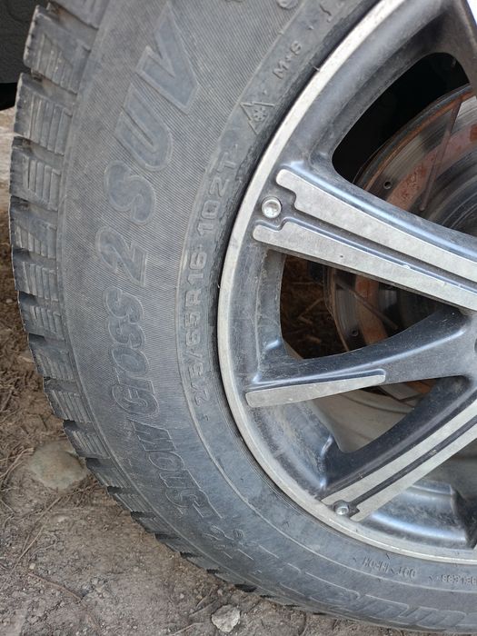 Продам резину на 16