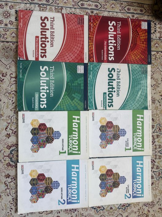 Жоғарға иновациялық коледждің кітаптары
