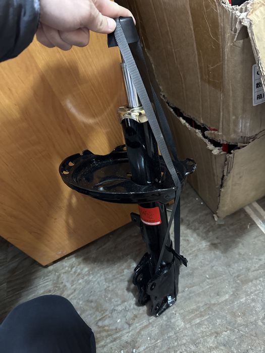 Амортизаторы НОВЫЕ