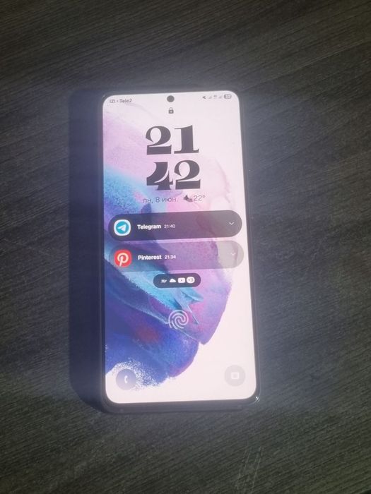 Обменяю два Samsung s21
